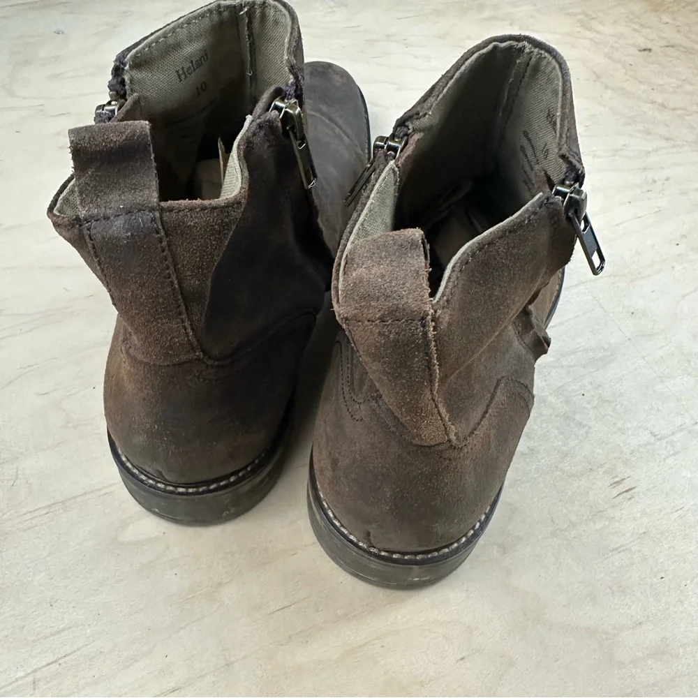 Aston Grey boot